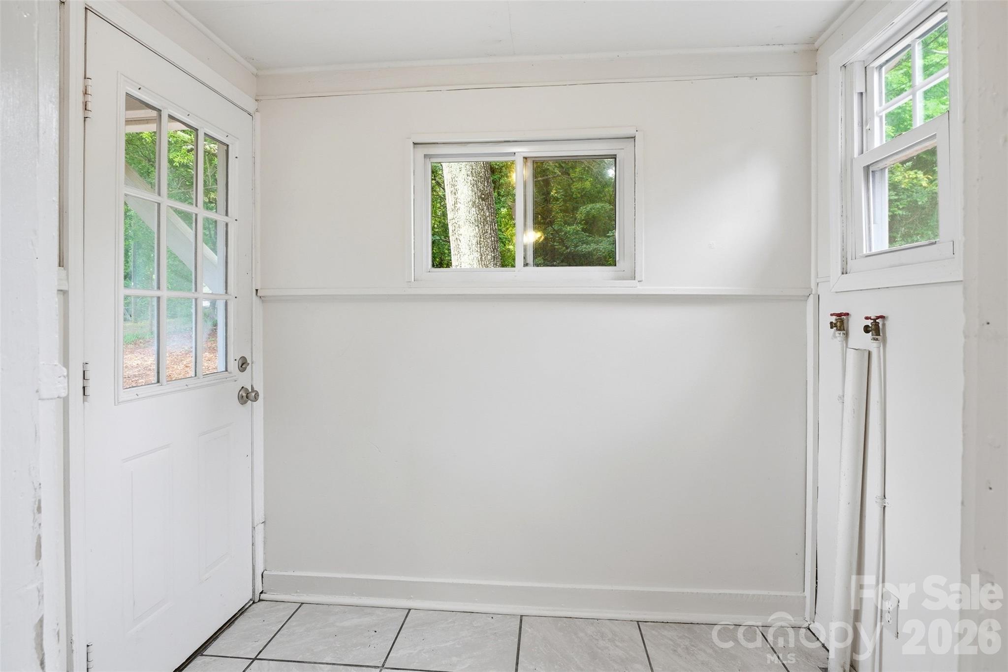 128 Ella Street Chester, SC 29706 - Photo 9 of 18 a view of an entryway with window