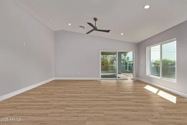 $470,000 | 1645 South 29th Avenue, Phoenix, AZ 85009