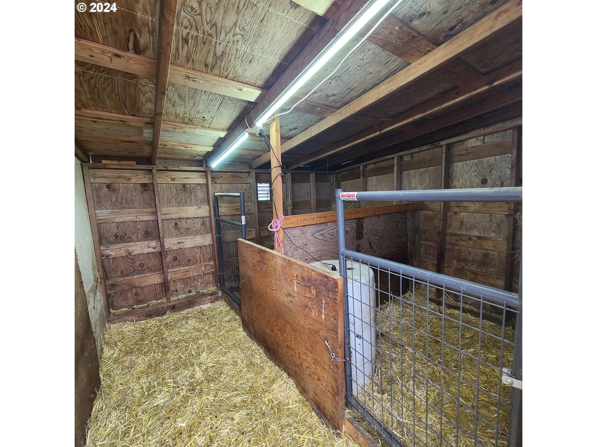 71662 Gordon Creek Road Elgin, OR 97827 - Photo 23 of 46 Gallery Image 23