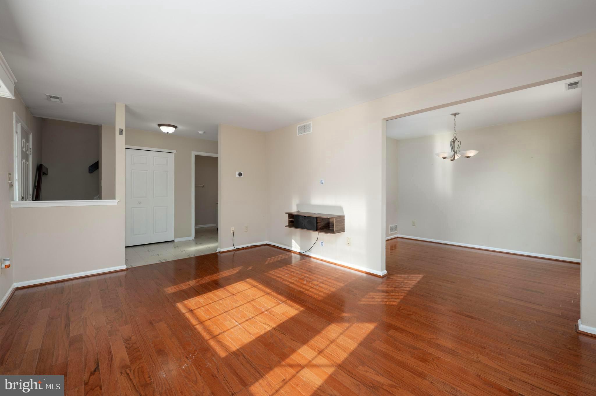 3505 Fenwick Lane Mount Laurel, NJ 08054 - Photo 6 of 20