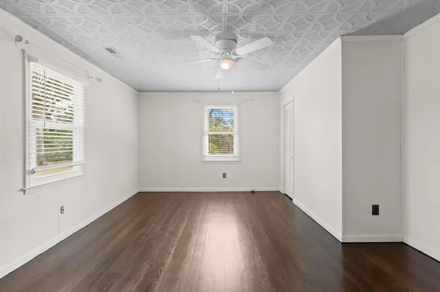 $389,000 | 5806 Edinburgh Drive, Hanahan, SC 29410