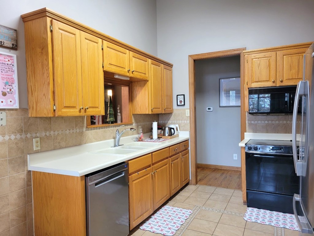 309 Chipley Road Greenwood, SC 29646 - Photo 8 of 50