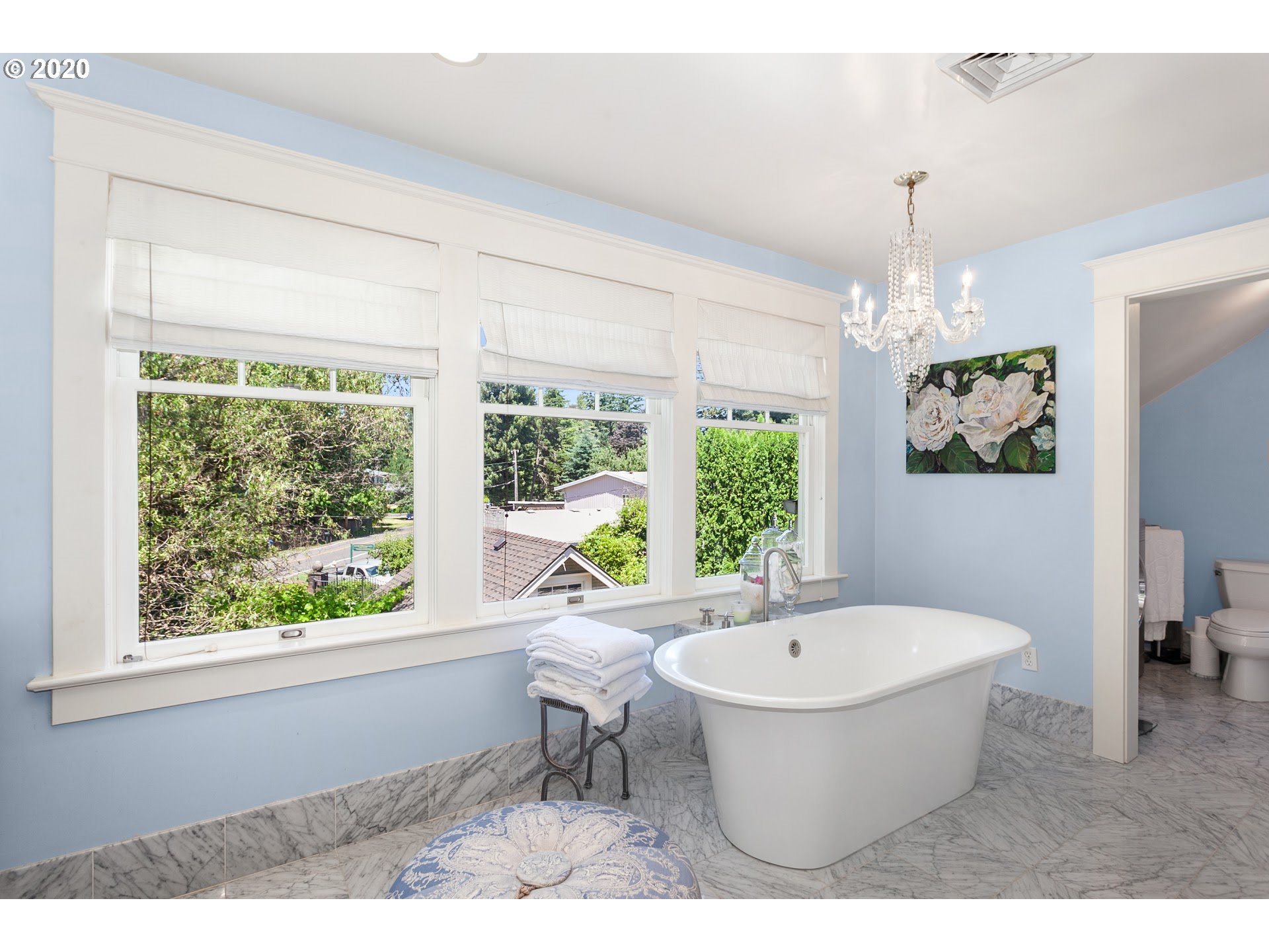 5419 Southwest Scholls Ferry Road Portland, OR 97225 - Photo 17 of 32 Gallery Image 17
