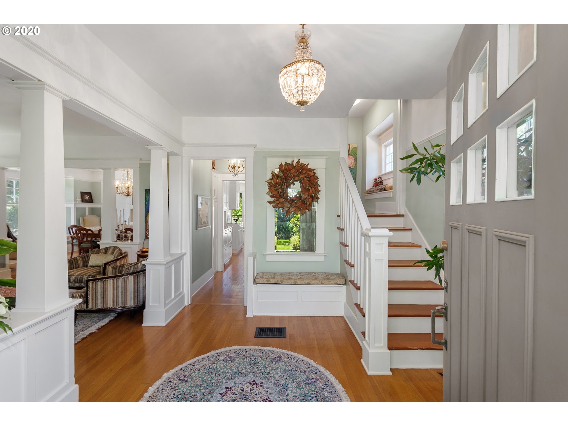 5419 Southwest Scholls Ferry Road Portland, OR 97225 - Photo 3 of 32 Gallery Image 3