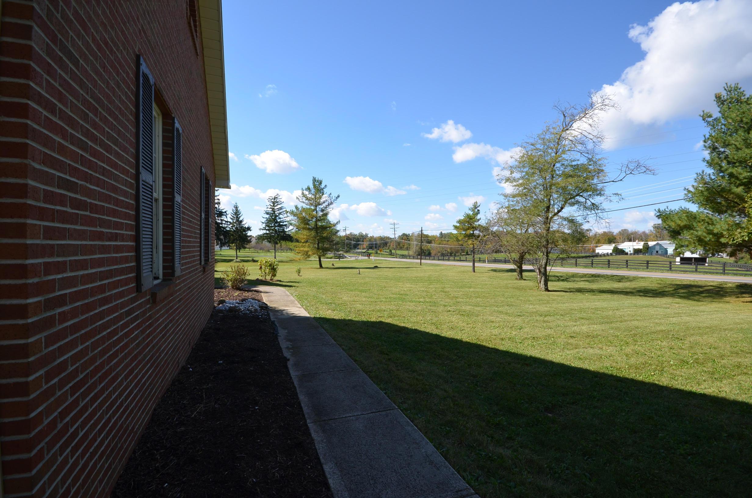6277 Clark State Road Blacklick, OH 43004 - Photo 3 of 19 Gallery Image 3