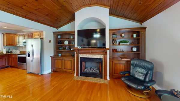 $349,900 | 93 Bridgewater Court, Unit 93, Johnson City, TN 37615