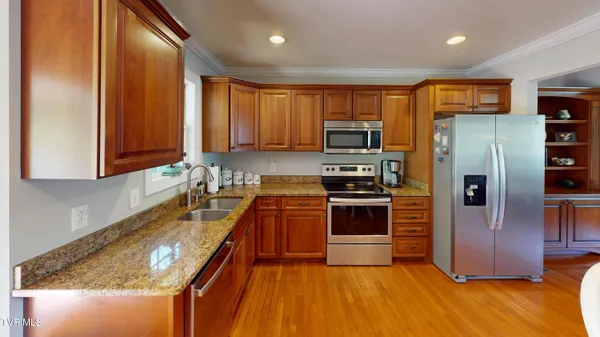 $349,900 | 93 Bridgewater Court, Unit 93, Johnson City, TN 37615