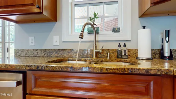 $349,900 | 93 Bridgewater Court, Unit 93, Johnson City, TN 37615