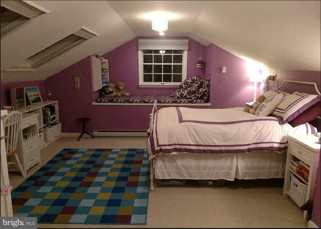 2561 Carrollton Road Annapolis, MD 21403 - Photo 5 of 6 Interior (General)