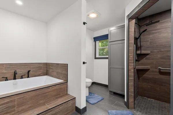 $550,000 | N2325 Elm Street, Wautoma, WI 54982