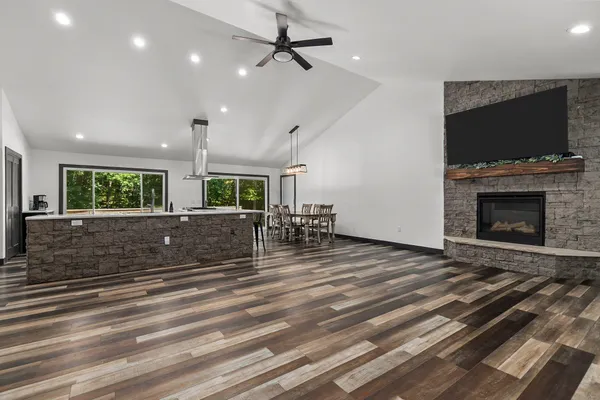 $550,000 | N2325 Elm Street, Wautoma, WI 54982