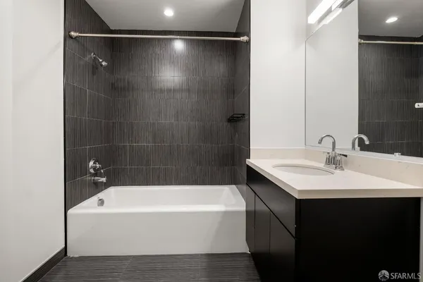 $1,099,000 | 3535 Wawona Street, Unit 311, San Francisco, CA 94116