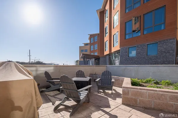 $1,099,000 | 3535 Wawona Street, Unit 311, San Francisco, CA 94116