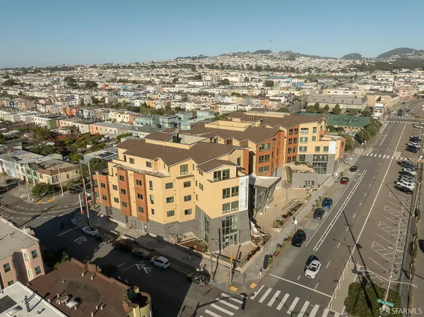 $1,099,000 | 3535 Wawona Street, Unit 311, San Francisco, CA 94116