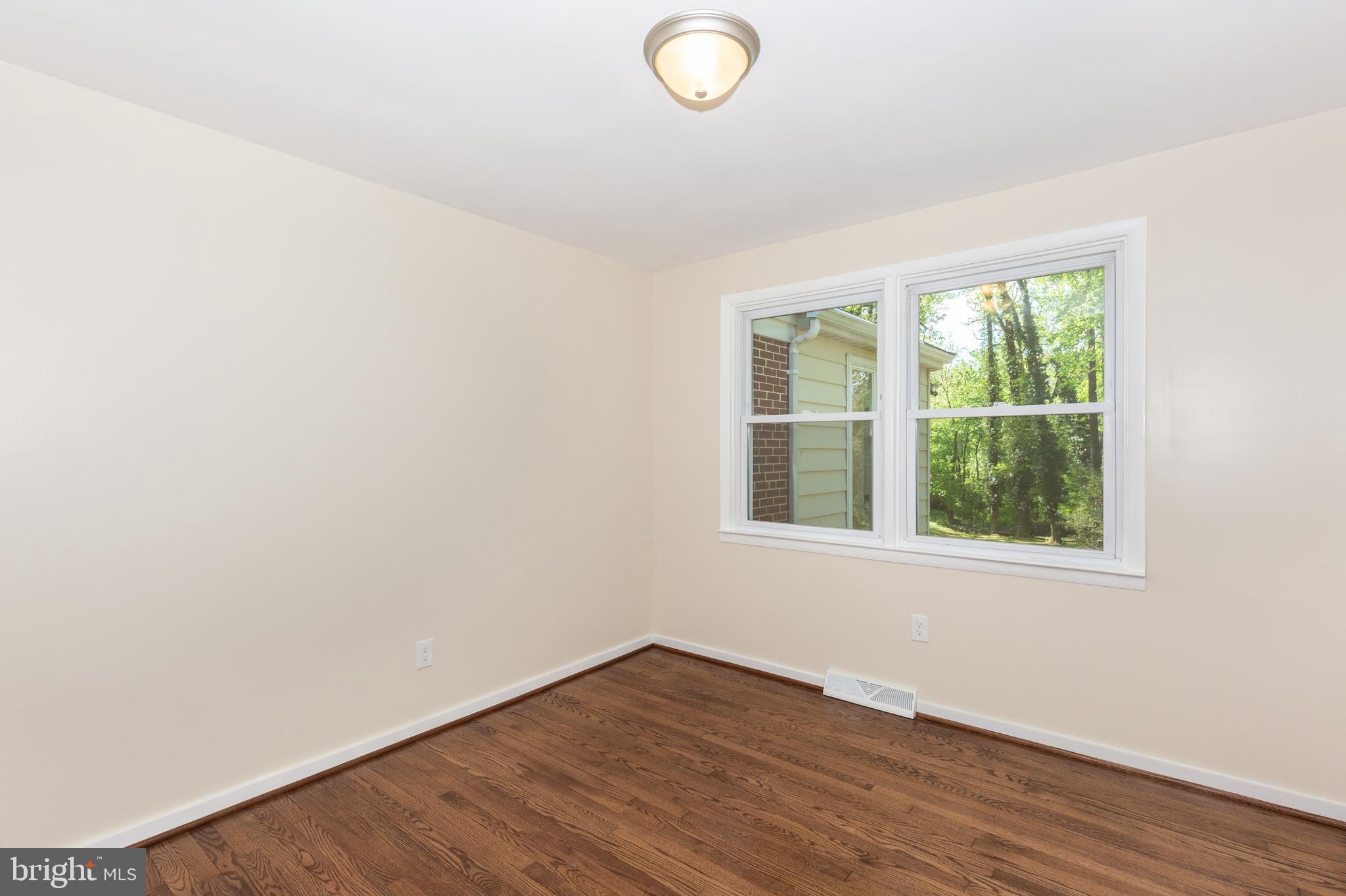 9907 Oak Glen Road Randallstown, MD 21133 - Photo 22 of 57