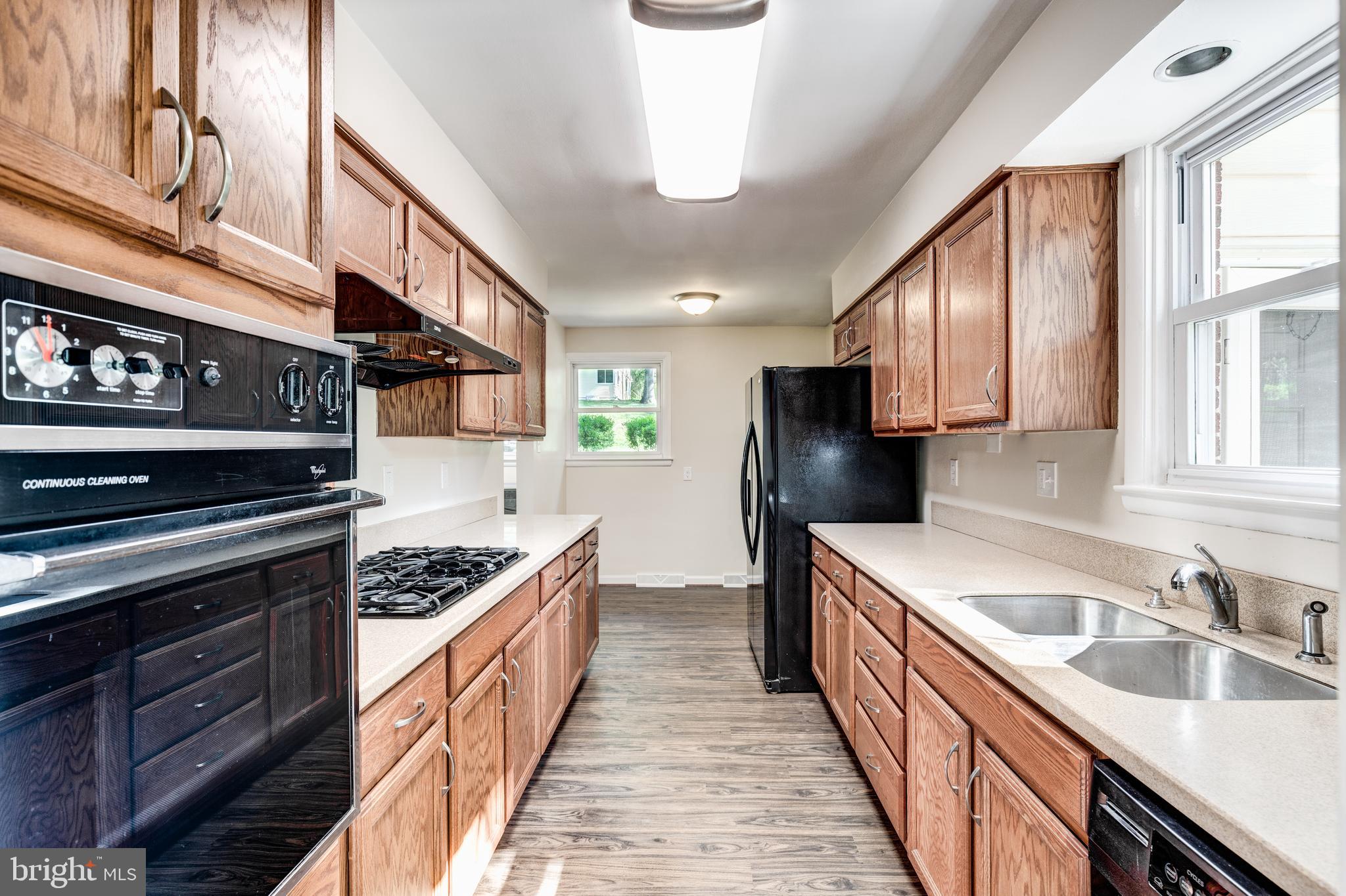 9907 Oak Glen Road Randallstown, MD 21133 - Photo 10 of 57