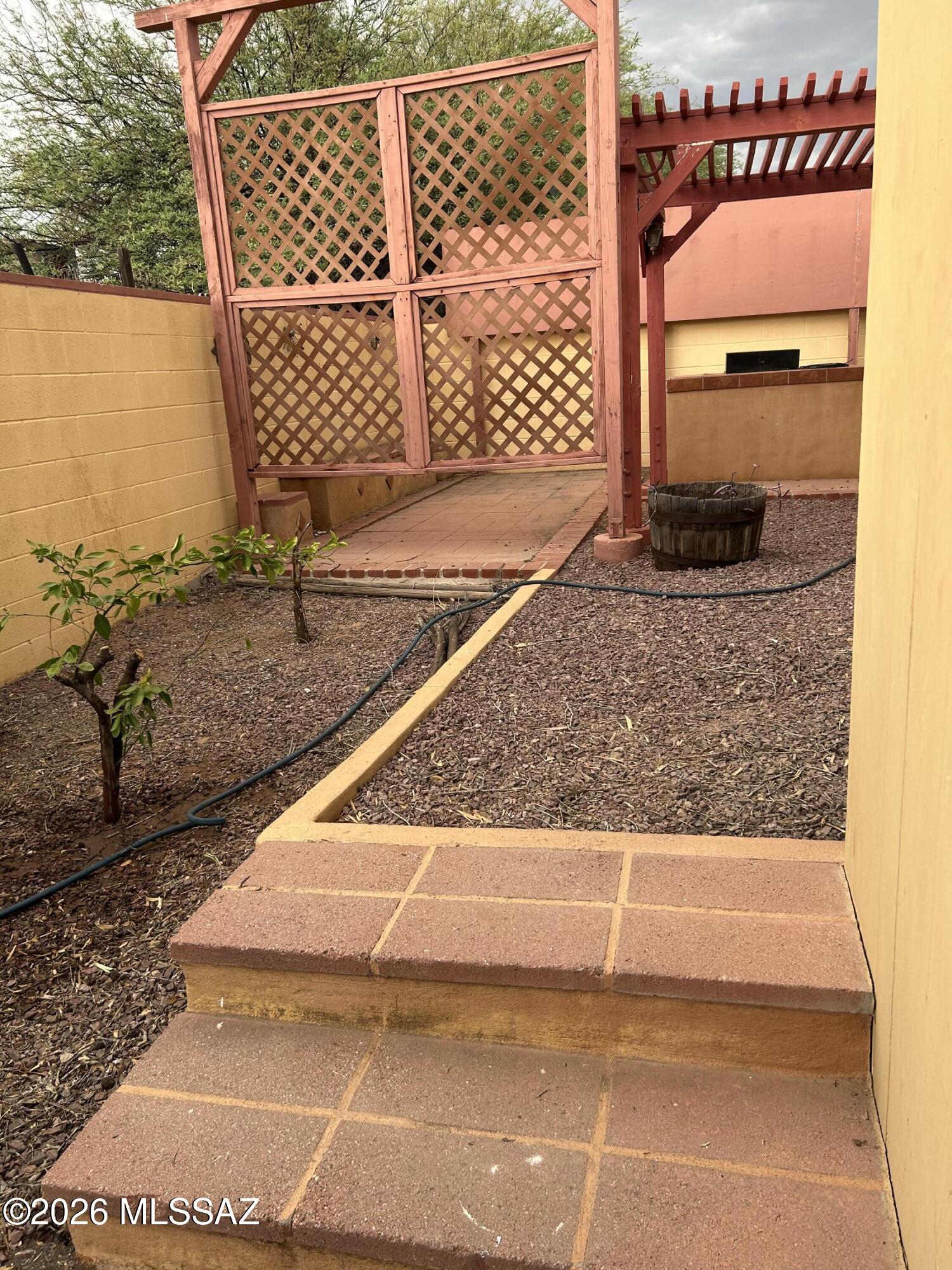 532 West Simmons Road Tucson, AZ 85705 - Photo 26 of 26 BackYard Grill Simmons