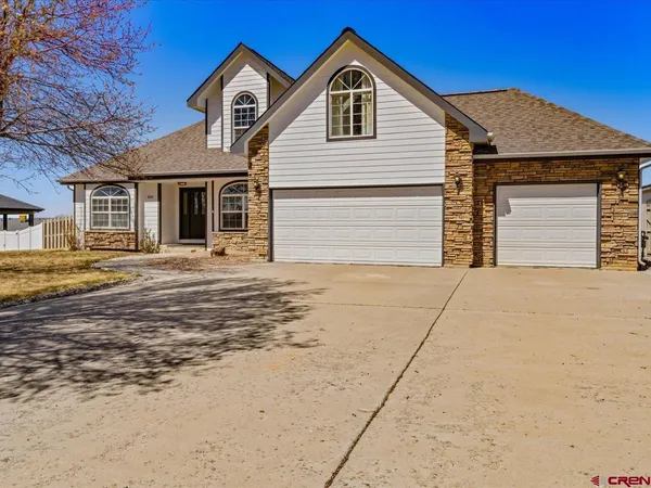 $649,000 | 3004 Silver Fox Drive, Montrose, CO 81401