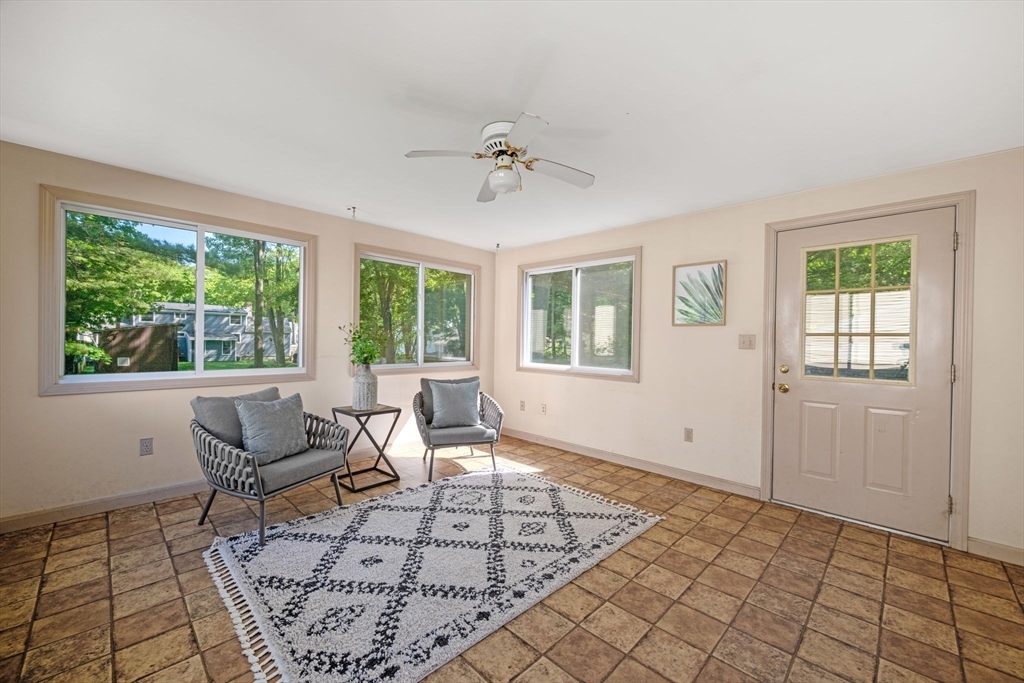 5 Palmer Road Beverly, MA 01915 - Photo 12 of 38 Gallery Image 12