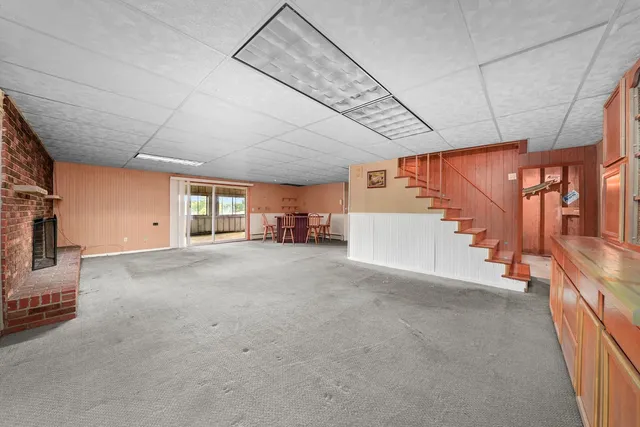 $389,900 | 1406 Lincoln Road, McHenry, IL 60051