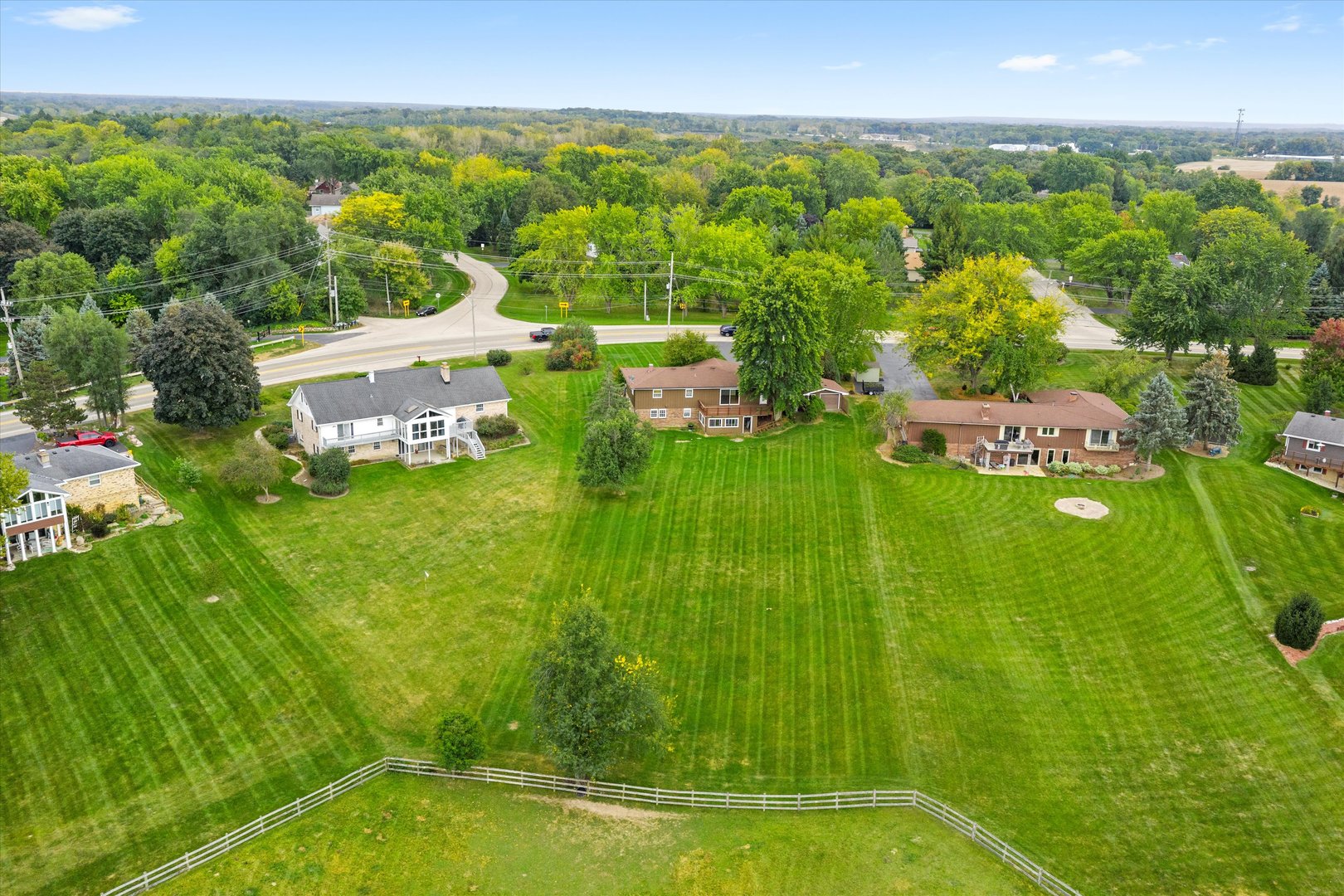 1406 Lincoln Road McHenry, IL 60051 - Photo 6 of 39 Gallery Image 6