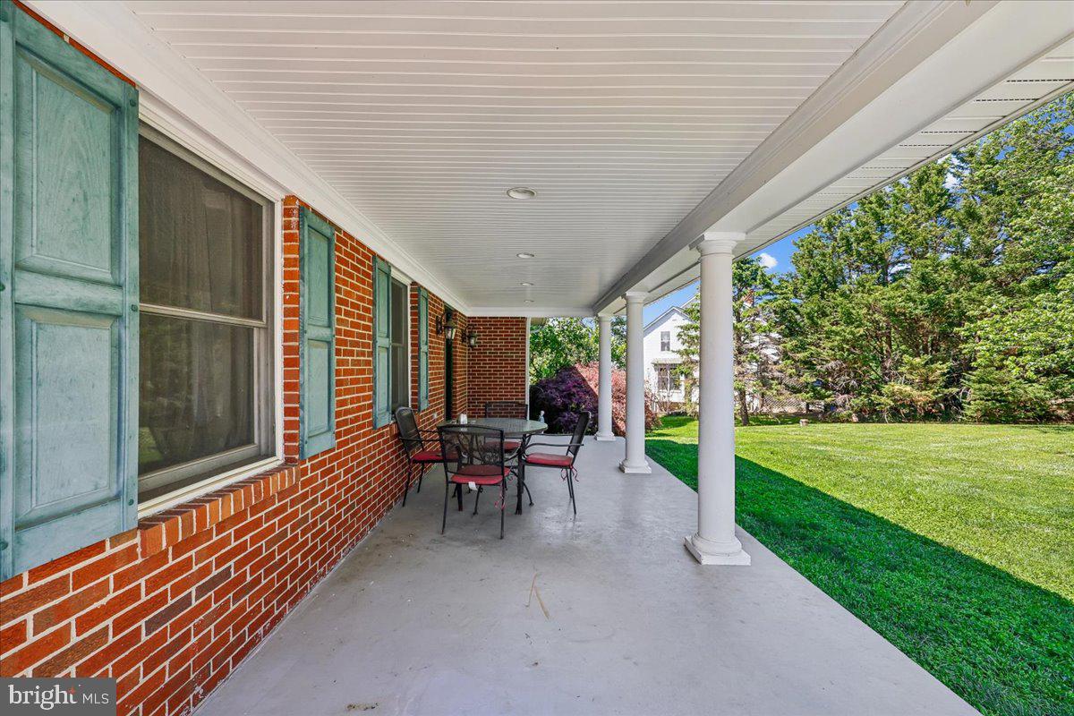 6648 Wind Ridge Road Mount Airy, MD 21771 - Photo 6 of 61