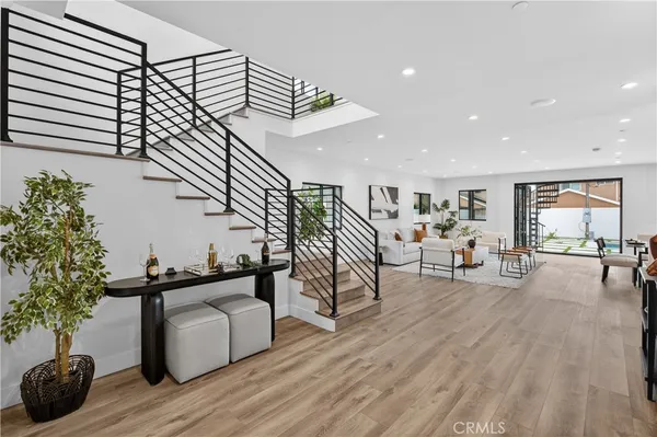 $2,845,000 | 14254 McCormick Street, Sherman Oaks, CA 91401
