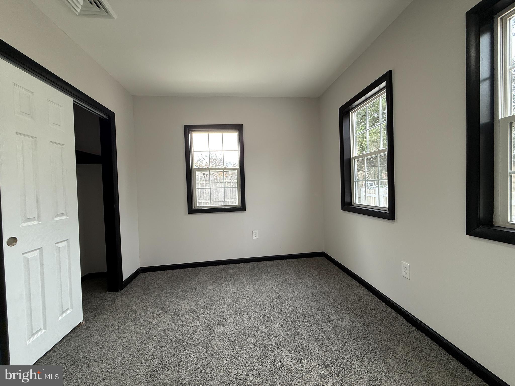 11 Sunset Lane Bridgeton, NJ 08302 - Photo 13 of 16 an empty room with windows