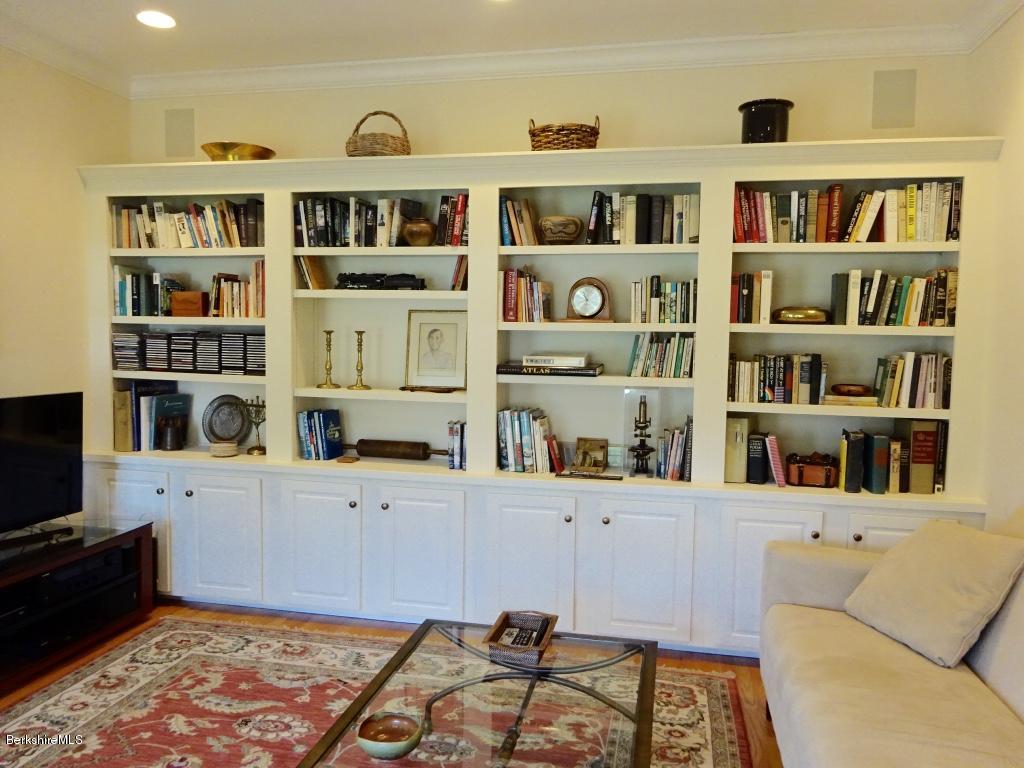 6 High Crest Road Lenox, MA 01240 - Photo 15 of 24 thumb_DSC01797_1024