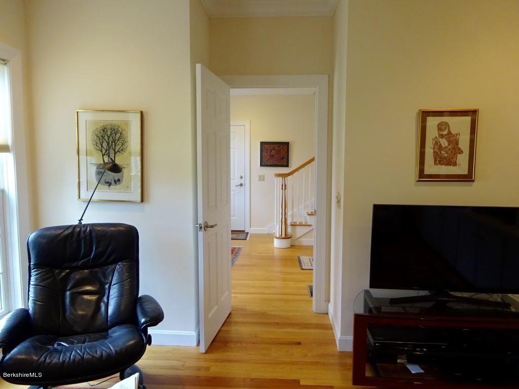 6 High Crest Road Lenox, MA 01240 - Photo 17 of 24 thumb_DSC01799_1024