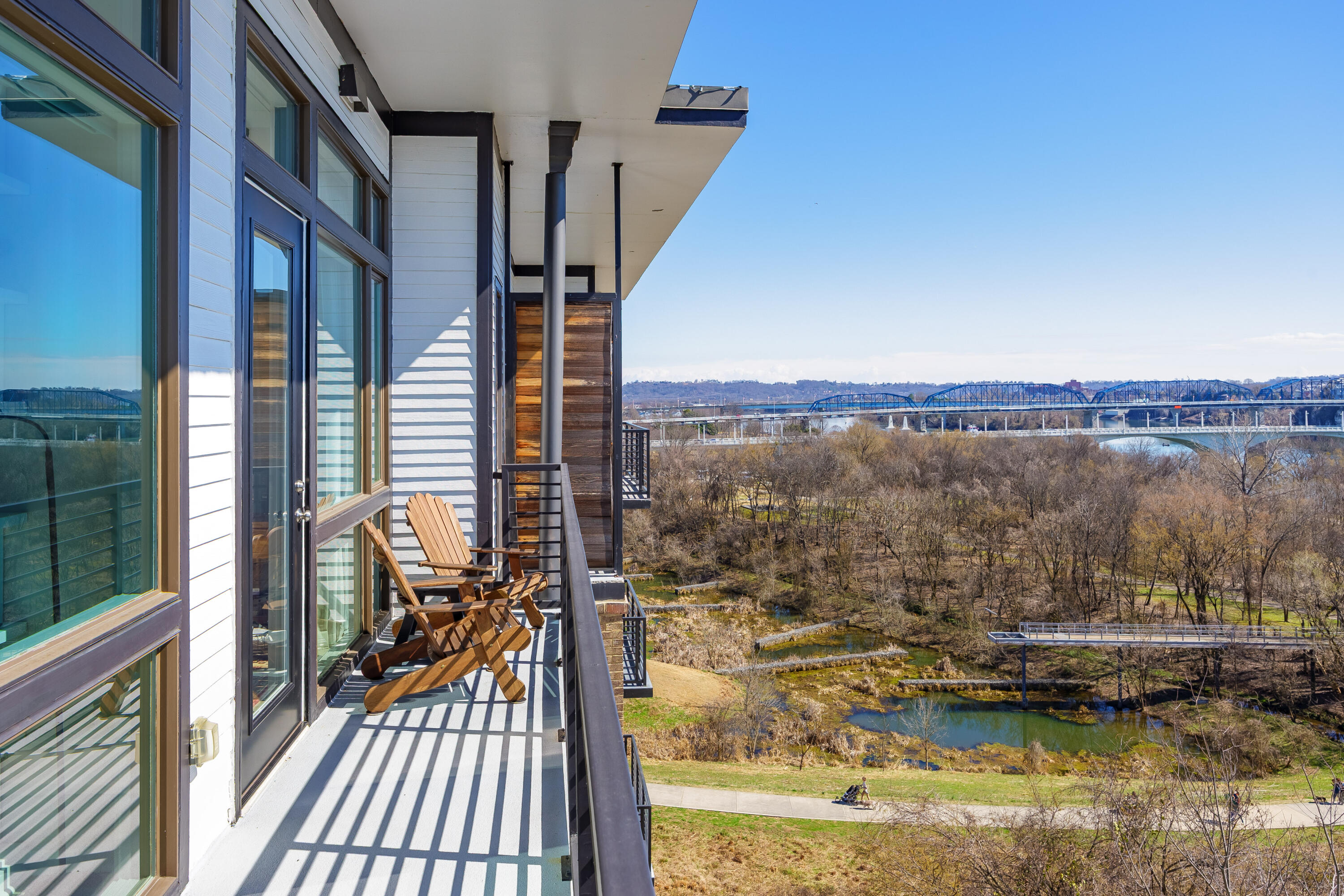 200 Manufacturers Road, Unit 707 Chattanooga, TN 37405 - Photo 35 of 65 Expansive Balcony