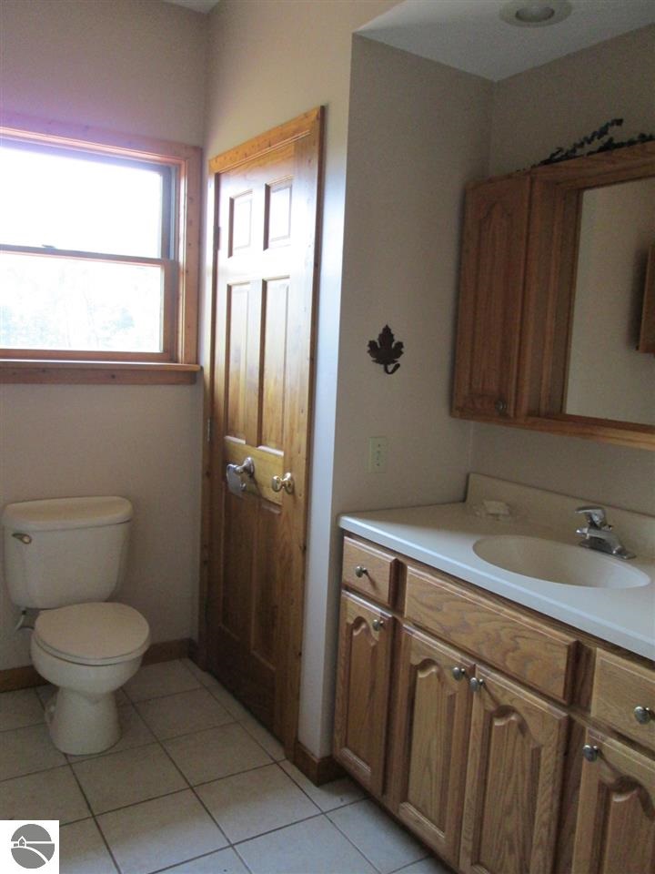 12087 Homestead Road Beulah, MI 49617 - Photo 39 of 62 1775673-38.JPG