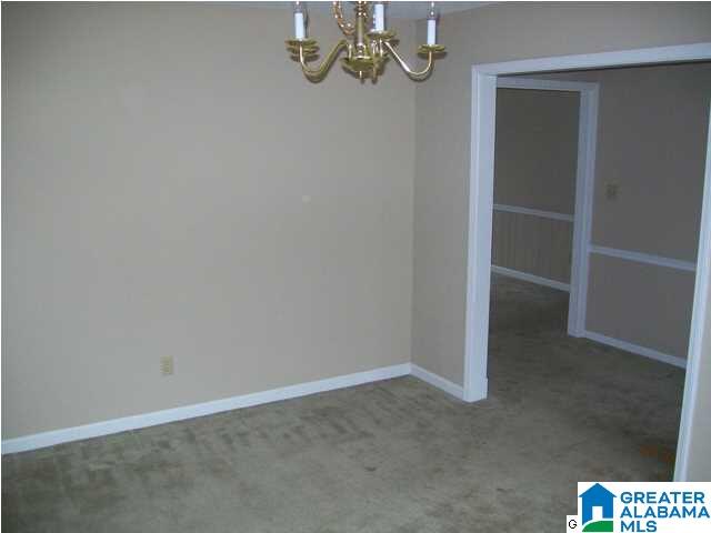 905 Woodbrook Road Birmingham, AL 35215 - Photo 9 of 31