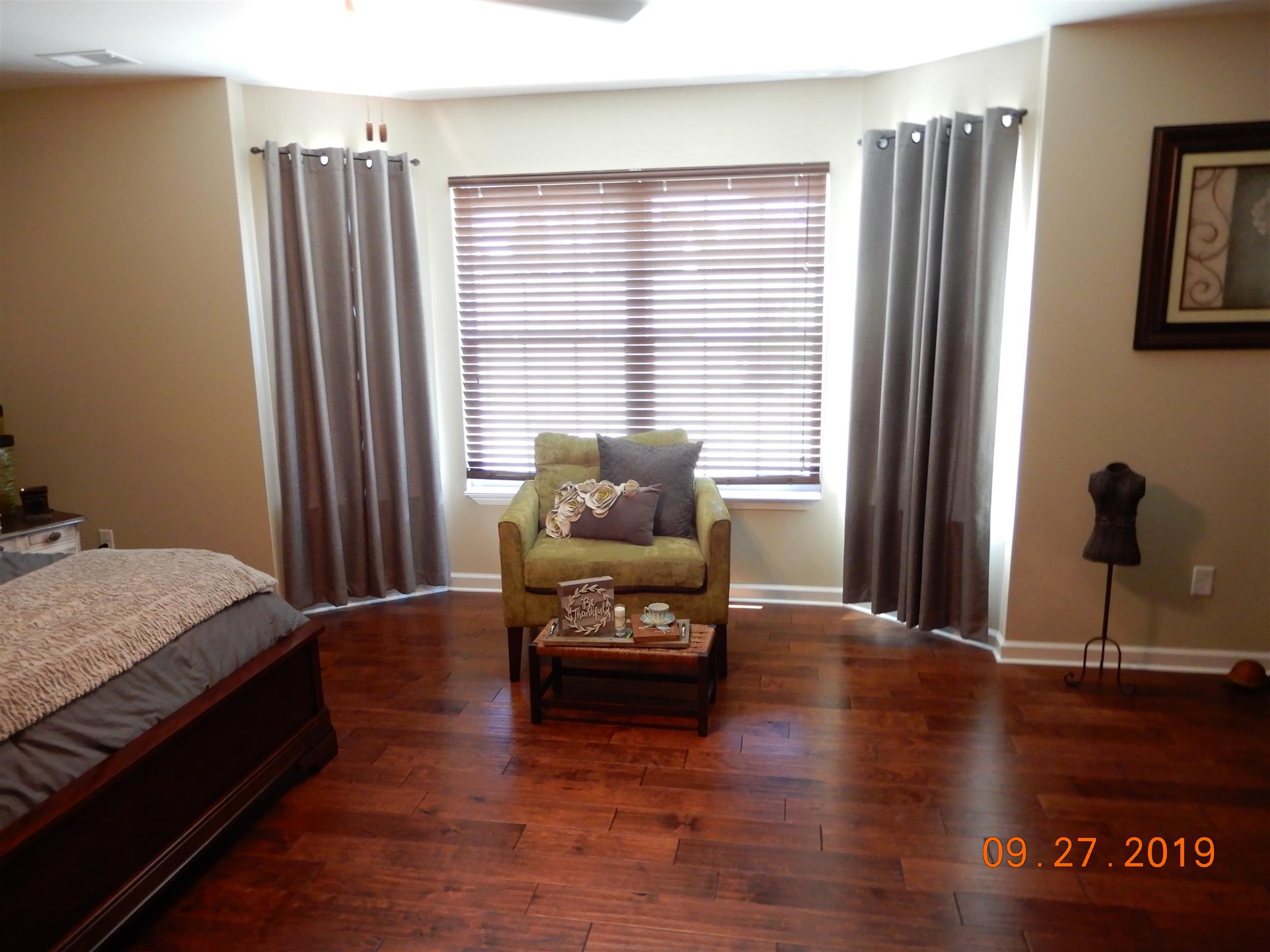 610 Murrell Road Dickson, TN 37055 - Photo 7 of 24 a living room with furniture and a window