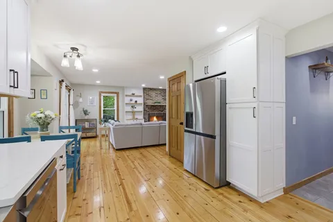 $589,000 | 4669 Kings Way North, Gurnee, IL 60031