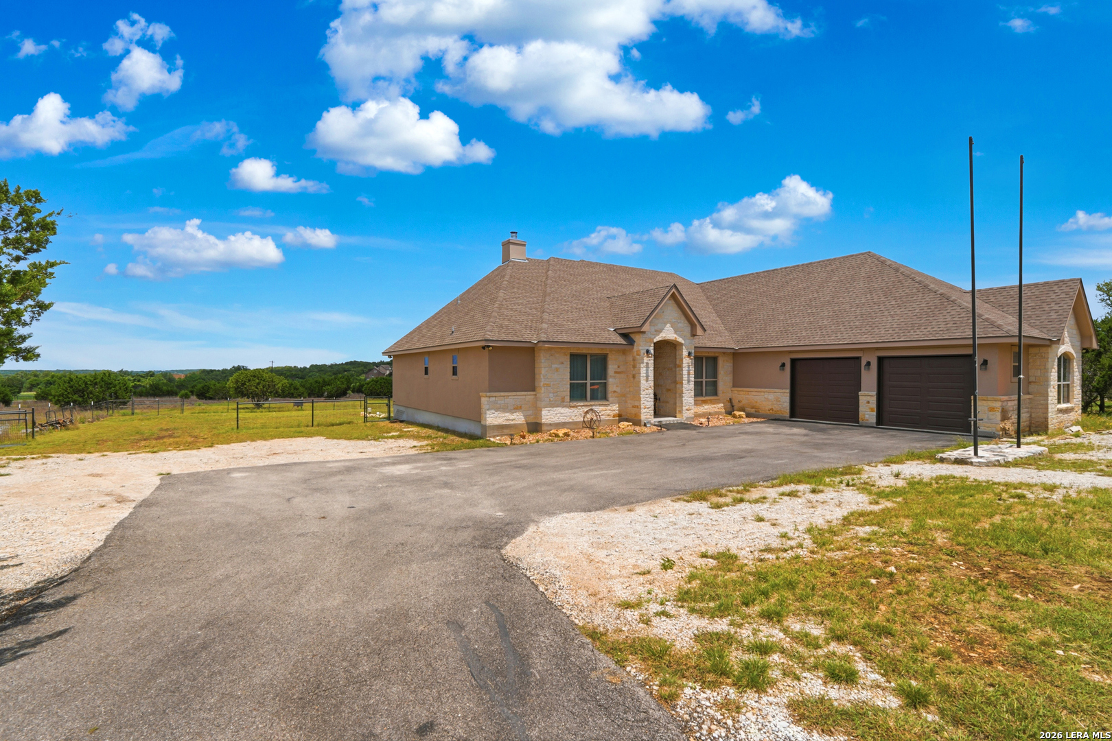 323 Bosque Ridge Spring Branch, TX 78070 - Photo 5 of 37