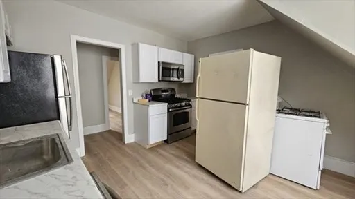 $2,300 | 15 Proctor Street, Unit 3, Haverhill, MA 01832