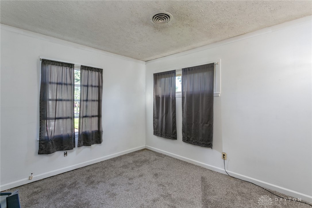 2401 Eden Lane Riverside, OH 45431 - Photo 13 of 26