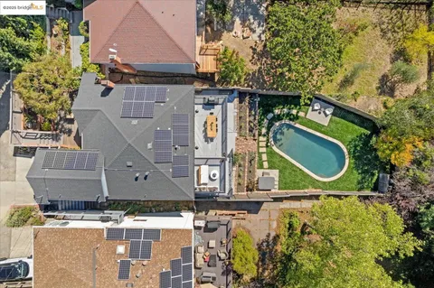 $1,295,000 | 3209 Guido Street, Oakland, CA 94602