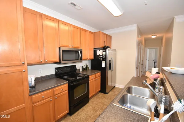 $205,000 | 104 Sunset Circle, Unit 204, Greensboro, NC 27408