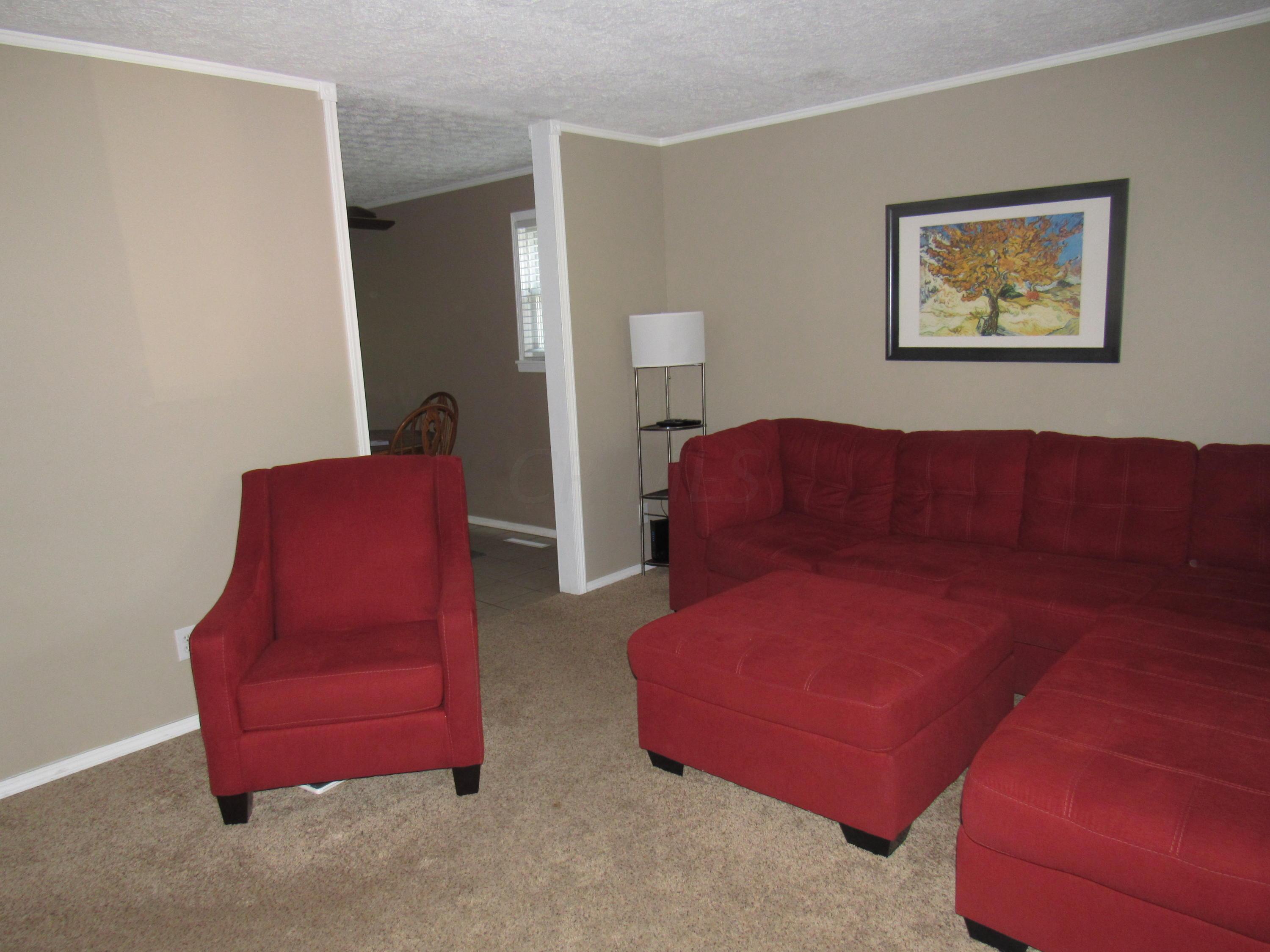 1551 South Hamilton Road Columbus, OH 43227 - Photo 6 of 17 Gallery Image 6