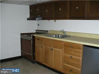 260 Ashby Road Upper Darby, PA 19082 - Photo 10 of 12 Unit #3