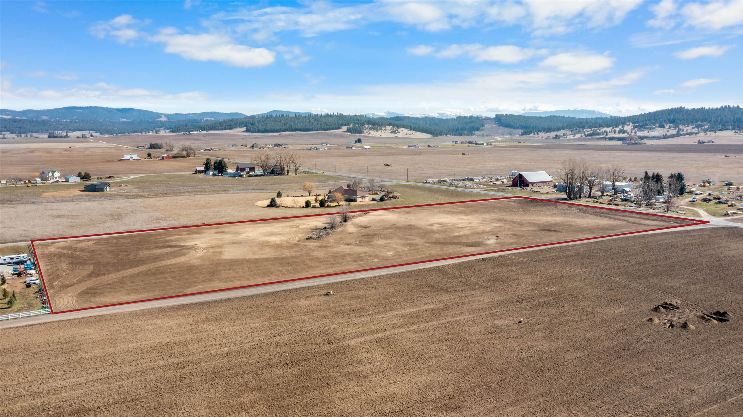 5917 East Peone Road Mead, WA 99021 - Photo 3 of 11