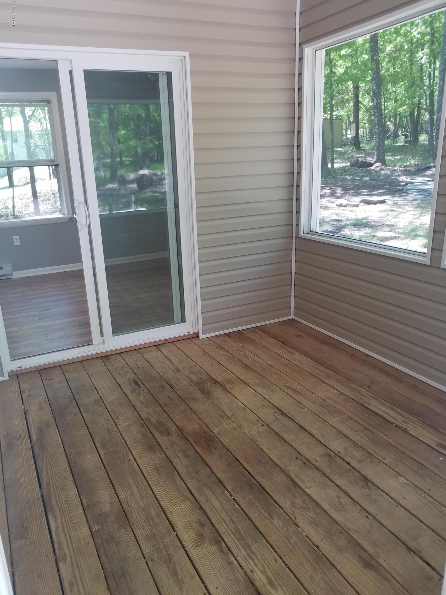 4333 Pine Ridge Drive East Bushkill, PA 18324 - Photo 19 of 21 20180524_130830