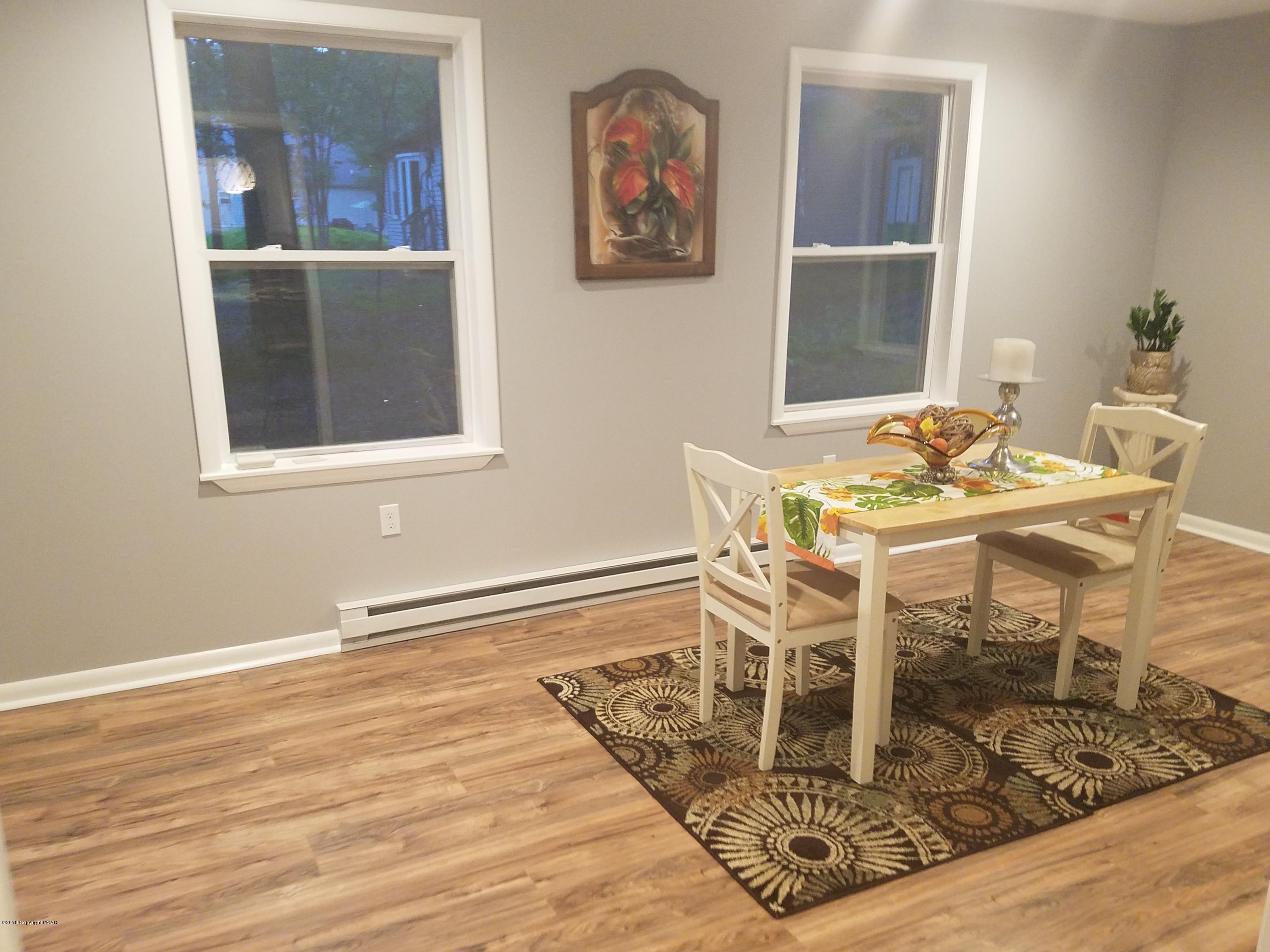 4333 Pine Ridge Drive East Bushkill, PA 18324 - Photo 6 of 21 Max dining room 3