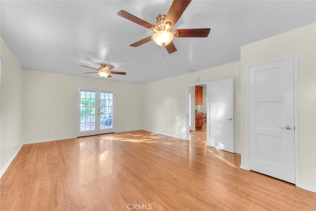 537 Jamestown Road Burbank, CA 91504 - Photo 43 of 75 Gallery Image 43