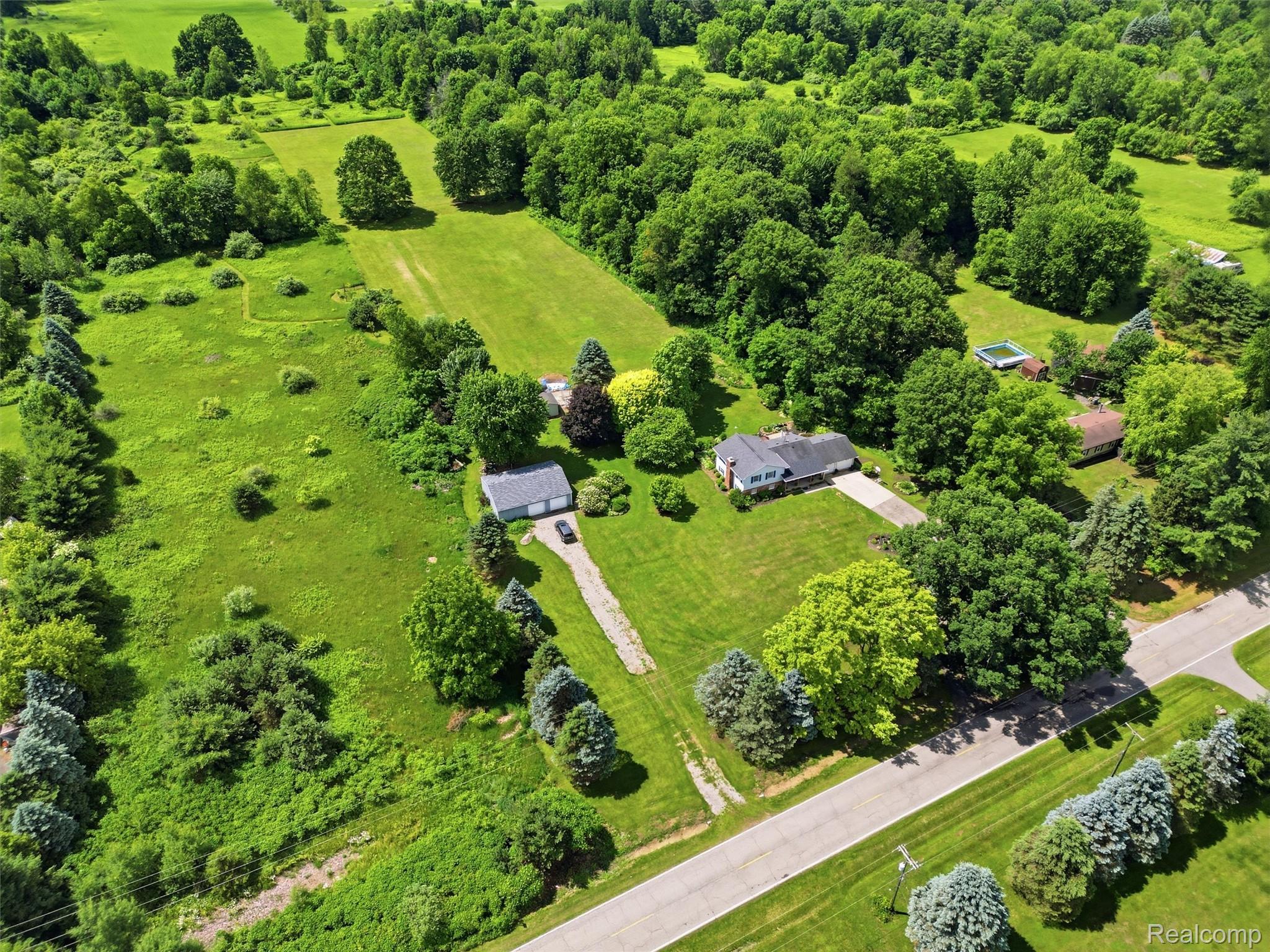 4136 Peppermill Road Attica, MI 48412 - Photo 54 of 66 07-DJI_0576.jpg