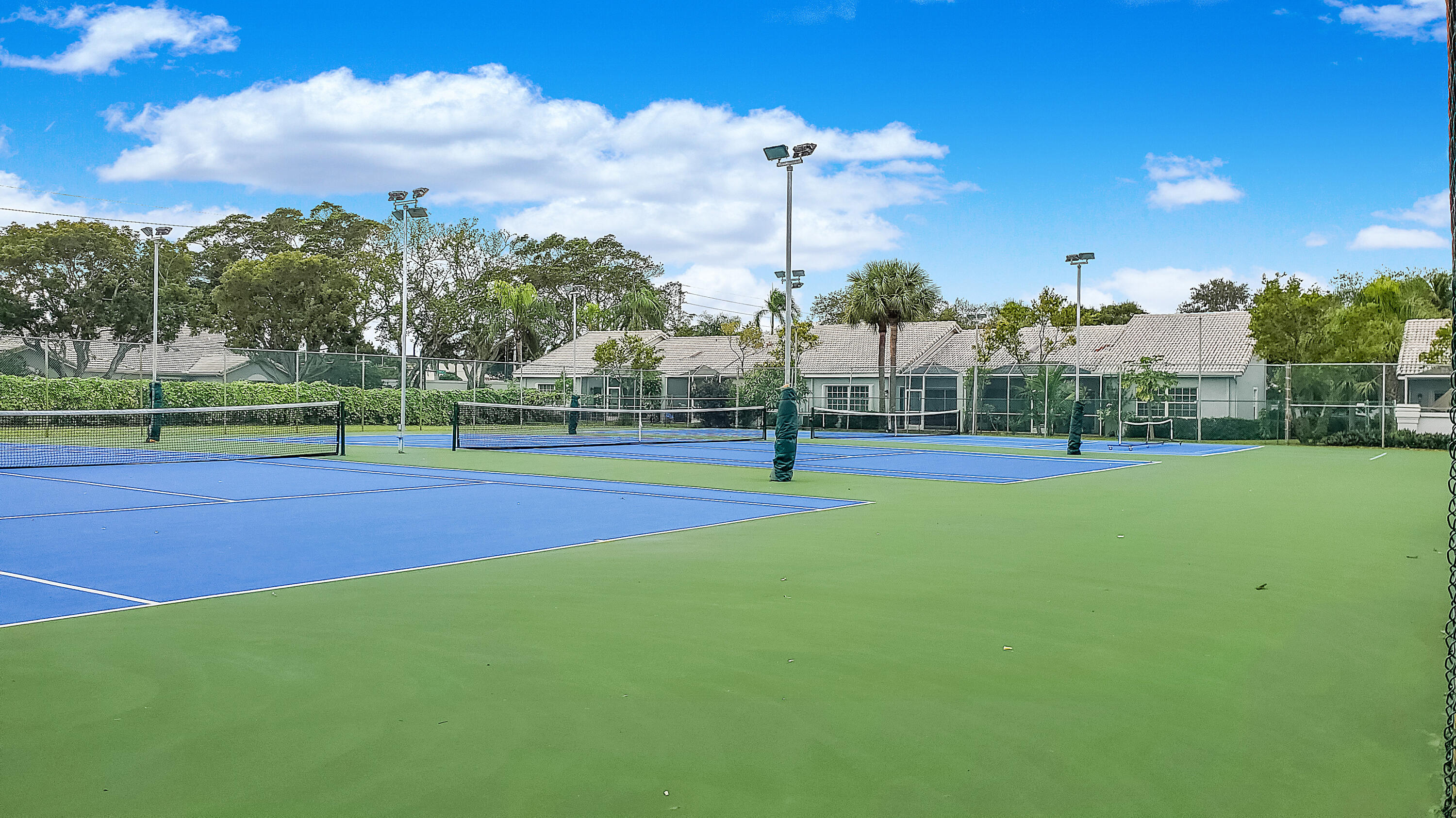 5260 Northwest 2nd Avenue, Unit 404 Boca Raton, FL 33487 - Photo 20 of 23 Tennis and Pickleball courts