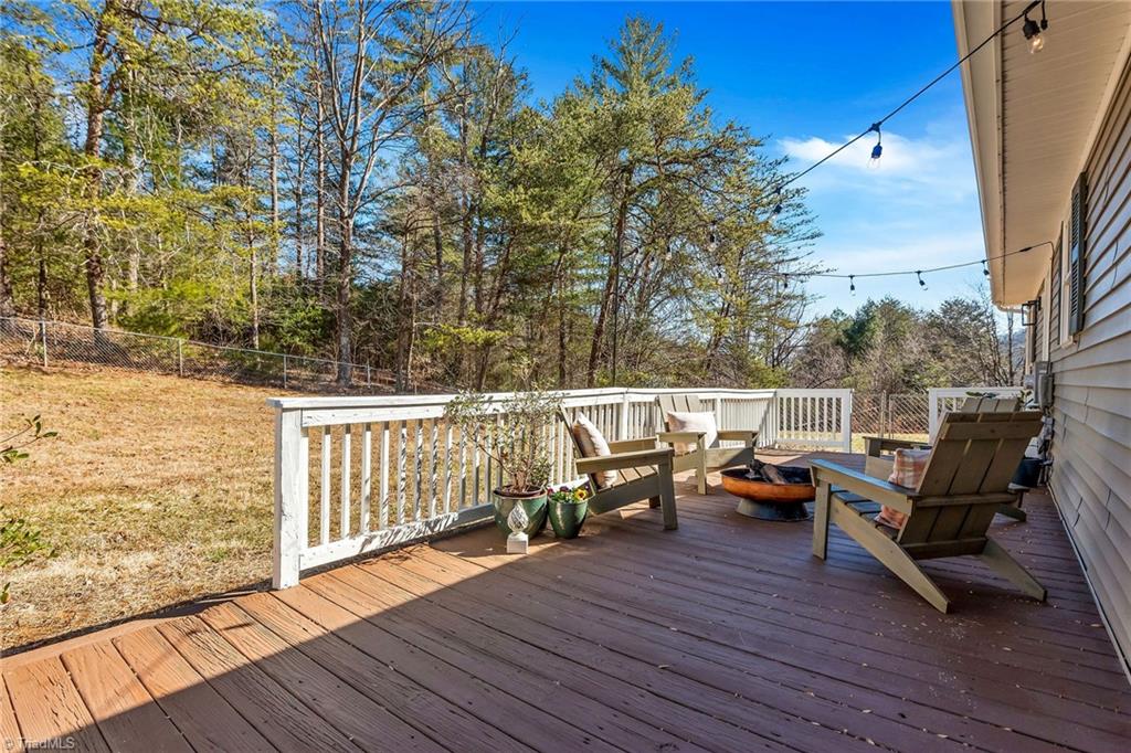 236 Summit Road Purlear, NC 28665 - Photo 37 of 48 Back Deck