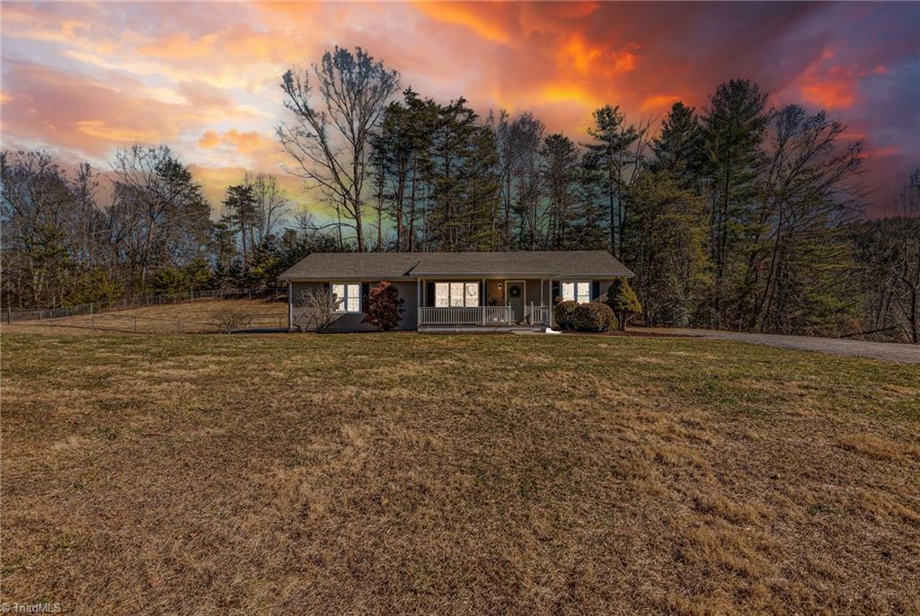 236 Summit Road Purlear, NC 28665 - Photo 45 of 48